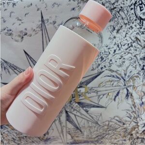 Dior beauty gift glass water bottle 550ml